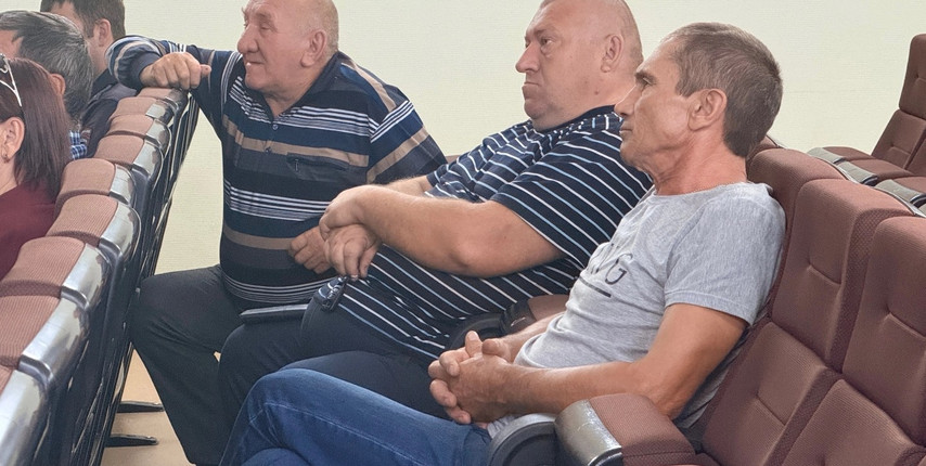 Василий Голиков встретился с жителями села Мелавого