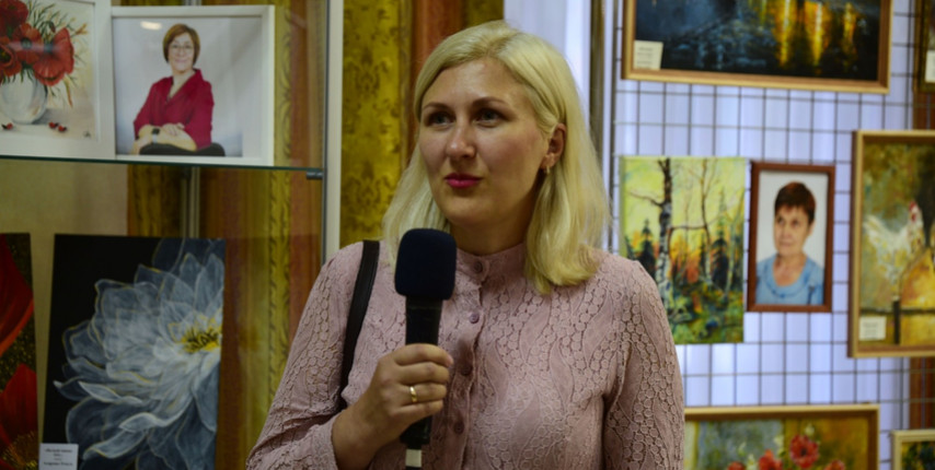 В Губкине открылась выставка «Мир глазами женщины»