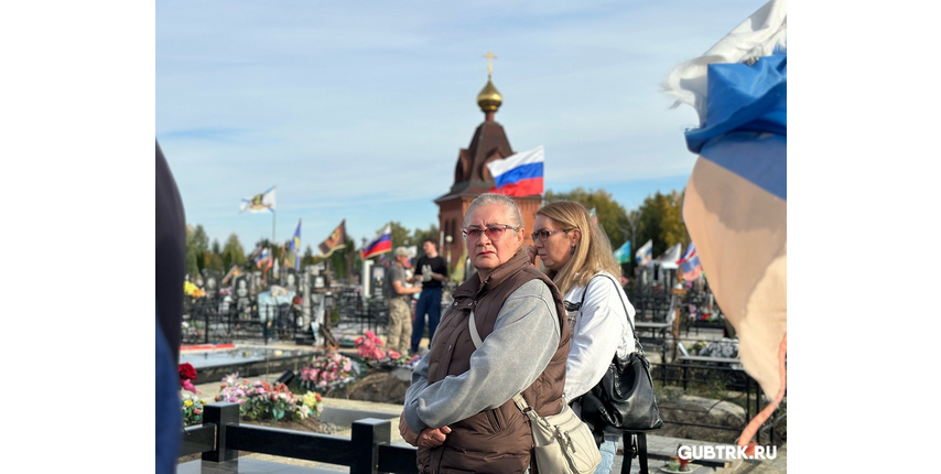 В Губкине завершаются работы по благоустройству Аллеи Героев на кладбище