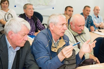 Представители Белгородэнерго провели семинар для представителей ЖЭУ Старого Оскола