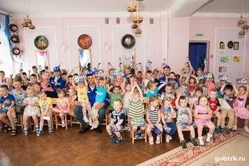 Более 300 светодиодных ламп передали сотрудники Белгородэнерго социальным учреждениям области
