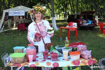 Люди разных национальностей собрались 7 июля в Коньшино на фестивале «Радуга дружбы»