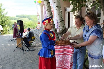 Люди разных национальностей собрались 7 июля в Коньшино на фестивале «Радуга дружбы»