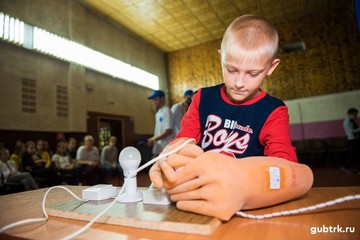 Бойцы студотряда Белгородэнерго провели интерактивное занятие по электробезопасности для школьников в санатории «Дубравушка»