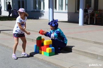 В Троицкой СОШ открыли LEGO-центр для младших школьников