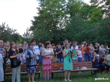В селе Богословка в течение трех дней – с 20 по 22 июля проходил второй открытый молодежный фестиваль «Казачий сполох»