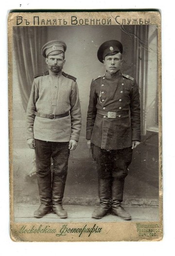 Уникальные старые фотографии, фотооборудование прошлых лет ждут вас на выставке «Остановись, мгновение» в Губкинском краеведческом музее
