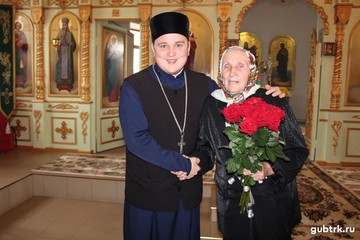 В поселке Троицкий поздравили с 90-летним юбилеем Анну Федоровну Пасунькину