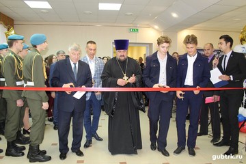 Современных героев Белгородчины  представили в фотопроекте «Герои среди нас»
