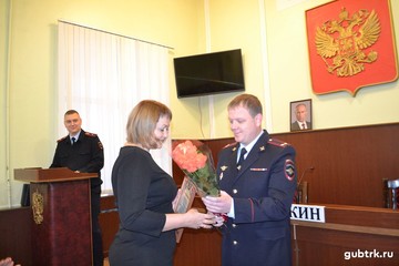 Жительница Губкина помешала мошенникам обмануть пенсионерку