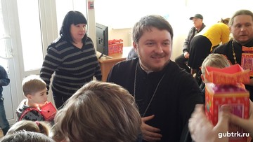 В ГОСТИ К ДЕТЯМ С ОВЗ ПРИЕХАЛ КУКОЛЬНЫЙ ТЕАТР