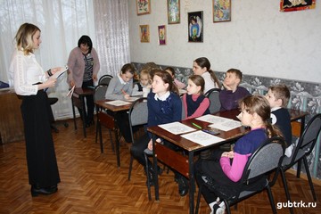 Ученики младших классов поселка Троицкий приняли участие в беседе на тему «Я - гражданин России»