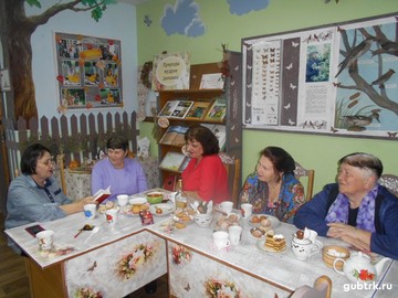 В Вислодубравской библиотеке проходят «Книжные сезоны»