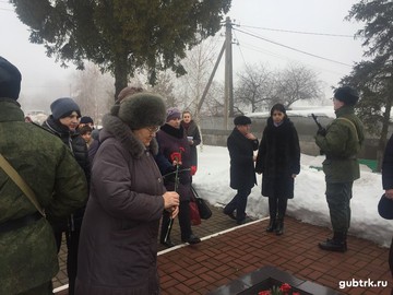 5 февраля, в день освобождения Губкинского района от немецко-фашистских захватчиков на Троицкой территории у памятника жертвам фашизма в 10.00 состоялся торжественный митинг