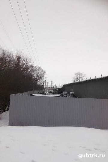 Белгородэнерго призывает следить за безопасным размещением домов, заборов, гаражей и детских площадок