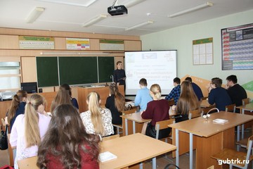 Ученики Троицкой школы участвовали в интеллектуальной игре «Я – избиратель»