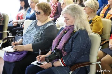 Духовенство епархии и губкинские медики обсудили пути взаимодействия