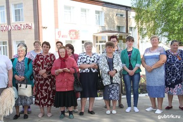 6 мая в селе Истобное открылось после капитального ремонта здание территориальной администрации