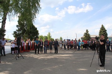 6 мая в селе Истобное открылось после капитального ремонта здание территориальной администрации