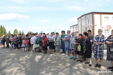 6 мая в селе Истобное открылось после капитального ремонта здание территориальной администрации