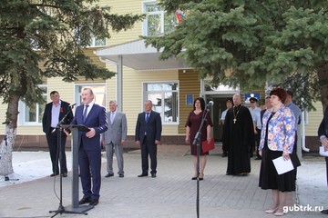 6 мая в селе Истобное открылось после капитального ремонта здание территориальной администрации