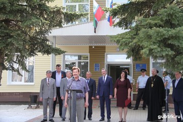 6 мая в селе Истобное открылось после капитального ремонта здание территориальной администрации