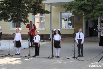 6 мая в селе Истобное открылось после капитального ремонта здание территориальной администрации