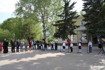 6 мая в селе Истобное открылось после капитального ремонта здание территориальной администрации