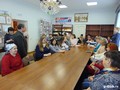 Экскурсию по выставке «Поговори со мною, мама», посвящённой Международному дню семьи, провели для односельчан сотрудники музея Раевского