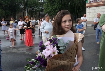 ЗВОН  НАД БЕЛОГОРЬЕМ