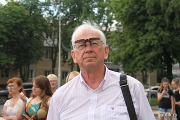 ЗВОН  НАД БЕЛОГОРЬЕМ
