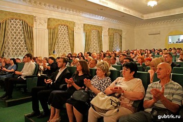 Лучшие представители торговли в свой профессиональный праздник получили заслуженные награды
