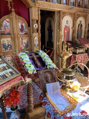 Медовый Спас в лебединском храме-часовне