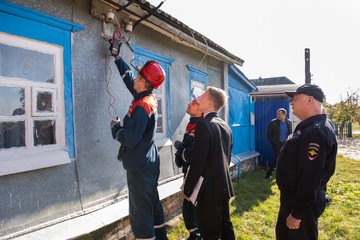 В ходе рейда сотрудники Белгородэнерго обнаружили два факта хищения электроэнергии в Валуйском районе