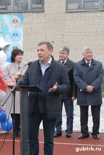 Металлоинвест обновляет спортивные объекты Губкина