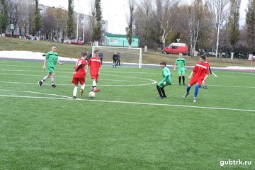 Металлоинвест обновляет спортивные объекты Губкина