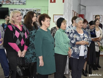 В Губкине открылась фотовыставка, посвященная юбилею родного города