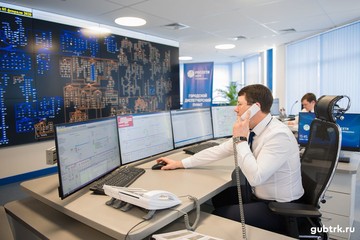Строительство подстанции «Спутник», запуск цифровых объектов в 4 регионах и стилизованная опора «Маяк» – итоги визита Павла Ливинского в Воронеж