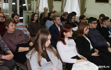 В музее истории КМА прошёл круглый стол «Научные разработки на горнорудных предприятиях КМА»