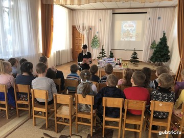 Библиотекари вместе с дошколятами поселка Троицкий прочитали Маршака